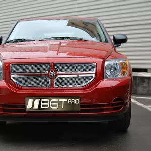 Предлагаем радиаторные решетки Dodge Caliber