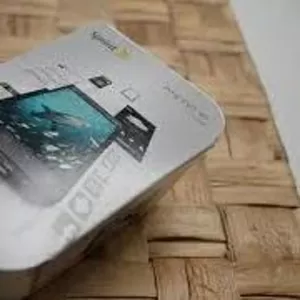 HTC EVO 4G NEW (белый и черный) 