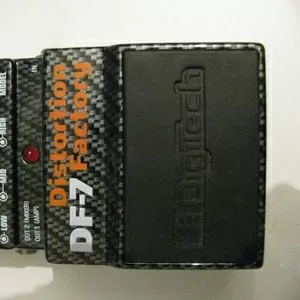 Продам педаль Boss DS-1,  FS-5L,  RC-2,  СЕ-3