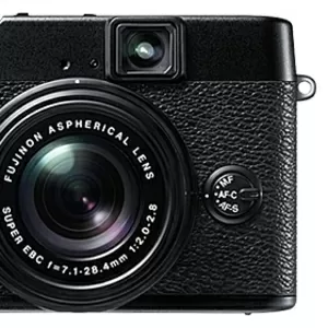 Продам фотоаппарат fujifilm finepix x10