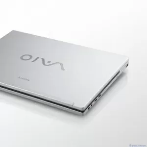 Продам целиком или на запчасти нерабочий ноутбук SONY Vaio PCG-382L.