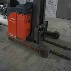 Штабелер Linde R14